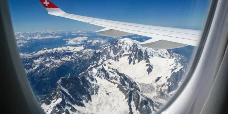 Швајцарска авио-компанија Swiss отказала укупно 93 лета због лошег времена