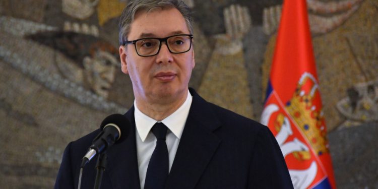 Вучић изјавио саучешће поводом трагедије у швајцарском ски-центру