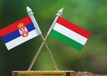 ЂУРИЋ И СИЈАРТО ОЦЕЊУЈУ САРАДЊУ СРБИЈЕ И МАЂАРСКЕ: “НАЈБОЉИ ПРИМЕР ЕВРОПСКЕ ПАРТНЕРСТВА”