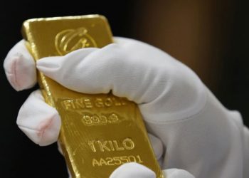 Цена злата достигла нови рекорд, са више од 5.000 долара по унци