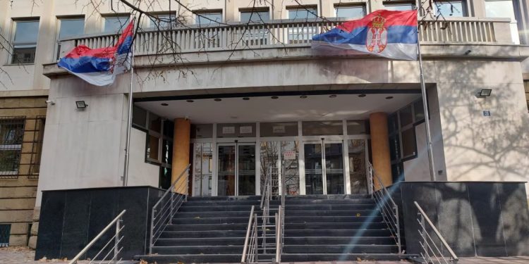 Блокадерски декани Грађевинског и Економског факултета одбијају да одговоре имају ли тајни договор са ТОК?