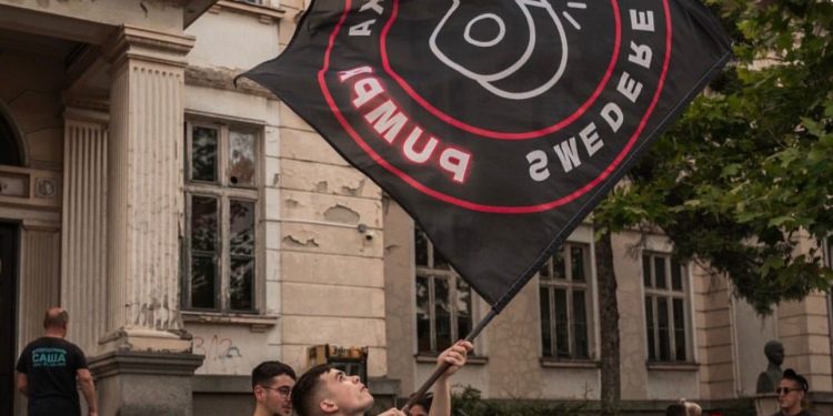 БЛОКАДЕРИ СЕ ПОСВАЂАЛИ: СТУДЕНТИ У БЛОКАДИ СЕ ОГРАДИЛИ ОД ЛИСТЕ „УЈЕДИЊЕНИ СТУДЕНТИ ПАЛАНКЕ И ОПОЗИЦИЈЕ“