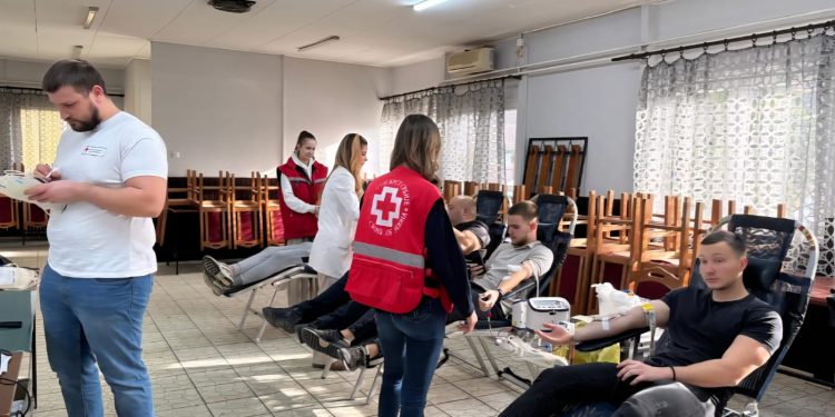 Акција Црвеног крста у Паланци посвећена превенцији рака грлића материце