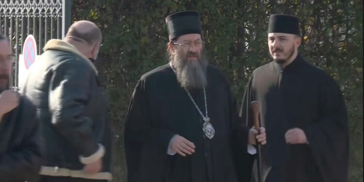 Свети Синод суспендовао архиепископа и митрополита жичког Јустина!