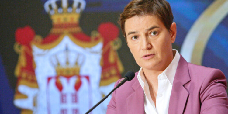 Брнабић: Вучић им је крив и зато што је Шолак продао своје медије