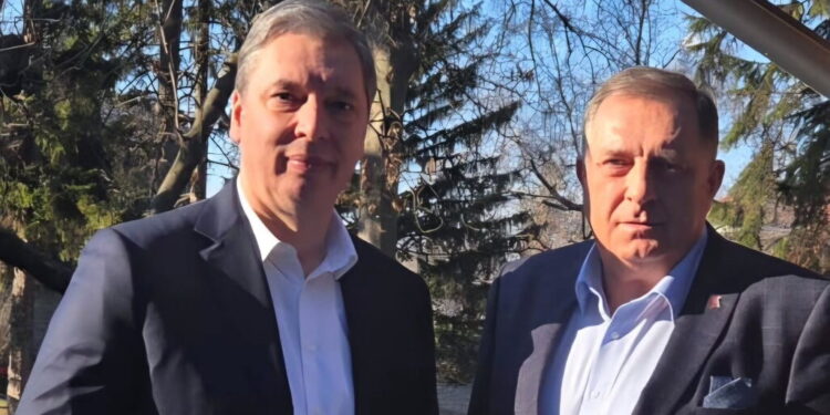 Вучић са Додиком о регионалним питањима и сарадњи Србије и Српске