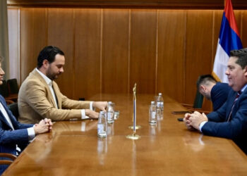 Брнабић са Стевандићем о припремама за 4. Парламентарни форум Србија – Српска