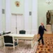 Путин иде на састанак са Макроном?