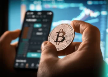 Биткоин пао за 1,32 одсто на мање од 57.000 евра због слабости у технолошком сектору