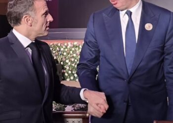 С МАКРОНОМ САМ ЗА ВЕЧЕРОМ РАЗГОВАРАО 45 МИНУТА Вучић из Индије: Први пут сам с Пленковићем причао о војном савезу, рекао ми је да није усмерен против Србије