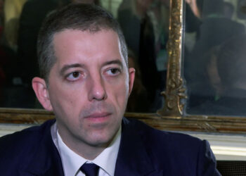 Ђурић апелује на држављане Србије у Ирану: Пратите упутства и идите у склоништа