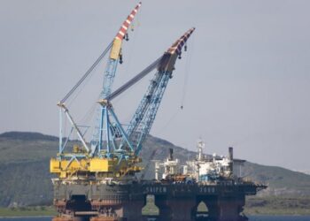 РЕКОРДНА ИСПОРУКА НАФТЕ: ИЕА одлучила да пусти на тржиште 400 милиона барела црног злата из резерви