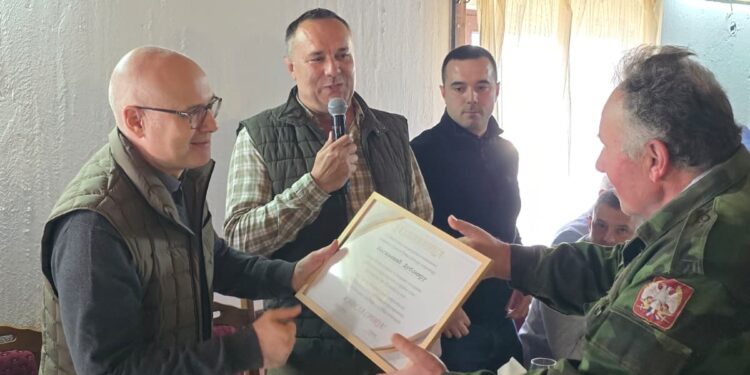 Милош Вучевић посетио ловачко удружење „Јасеница север“ у Грчцу