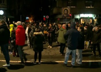 Блокадери се поклаше због Космета! Смета им све што је свето српско